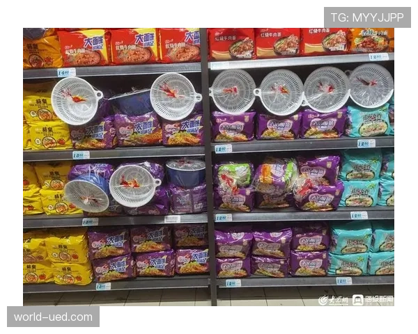 刘翔提着塑料菜篮进小区,楼下大妈当场怀疑人生 刘翔提着塑料菜篮进小区,楼下大妈当场怀疑人生